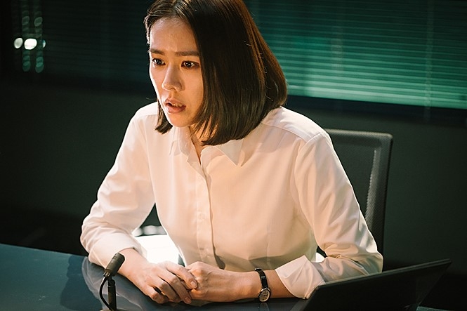 A still from "The Negotiation" (Yonhap)
