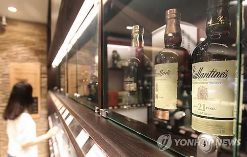 Whisky sales decline for 10th straight year in 2018: data - 1