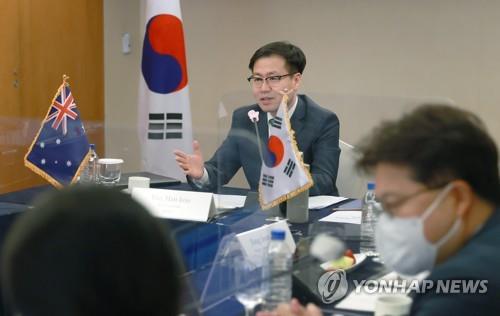 South Korea's Trade Minister Yeo Han-koo speaks during the fifth meeting of the South Korea-Australia Free Trade Agreement joint committee held via teleconferencing on April 5, 2022, in this photo provided by his office. (PHOTO NOT FOR SALE) (Yonhap) 