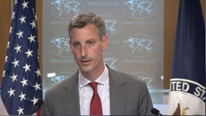 State Department Press Secretary Ned Price is seen answering questions in a press briefing in Washington Aug. 15, 2022 in this image captured from the department's website. (Yonhap)