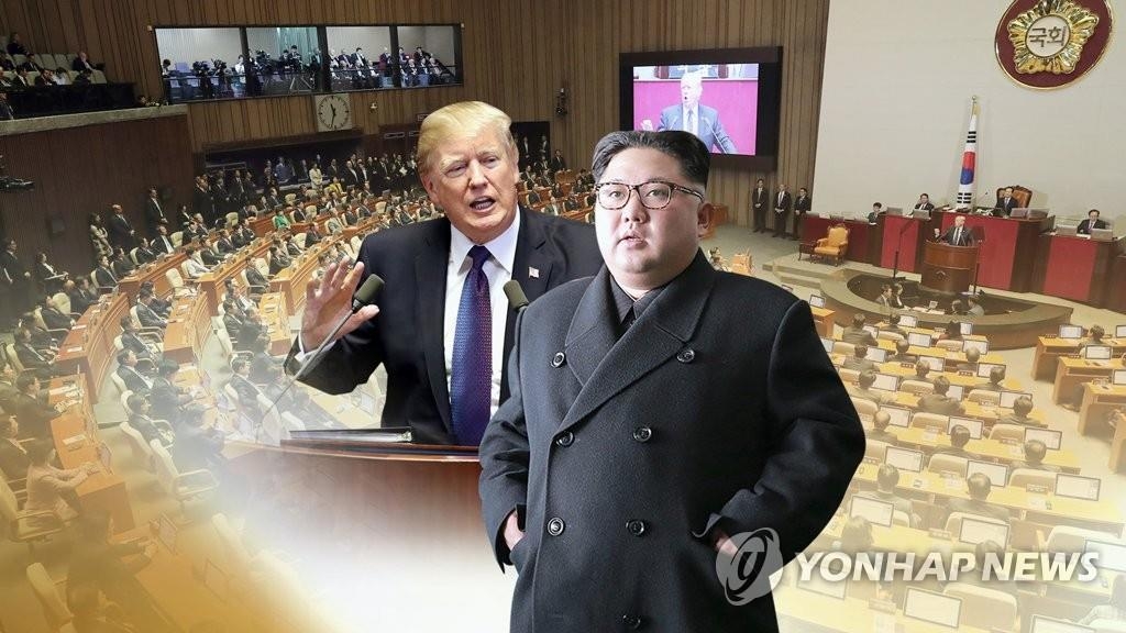 トランプ氏（左）がテロ支援国家再指定を発表したことに、北朝鮮の金正恩（キム・ジョンウン）朝鮮労働党委員長（右）がどう反応するか注目される（イメージ）＝（聯合ニュース）