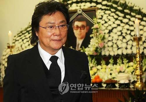패티김.남진 "지금의 우릴 만들어주신 분"(종합) - 2