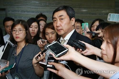 野,'국정원 해킹의혹 촉발' 加연구팀과 화상회의 추진 - 2