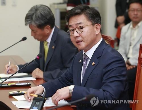 홍용표 "현재 남북정상회담 전혀 검토 안하고 있다" - 2