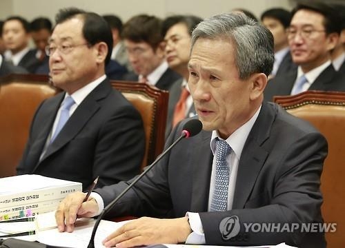 김관진 "KF-X 핵심기술 해외협력 통해 개발 가능" - 2