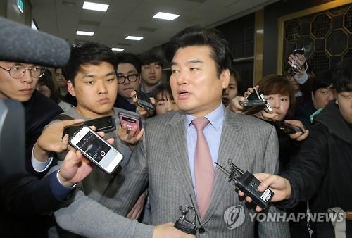 원유철 "김종인 합의파기, 의회주의에 대한 폭거" - 2