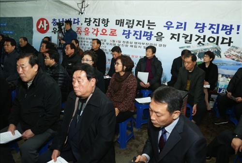 200일 맞은 '충남도계 및 당진땅 수호 촛불집회' - 2