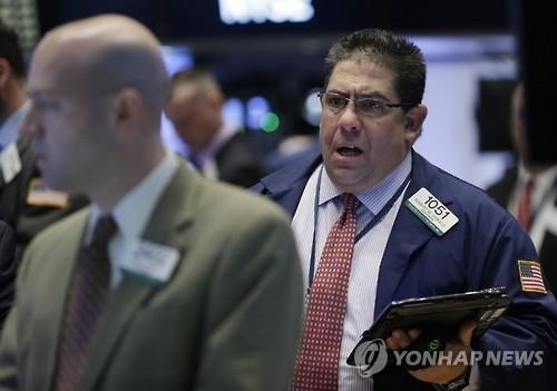 미국 경기침체 우려 '1년새 두배로'…전문가 21% "1년내 침체" - 2