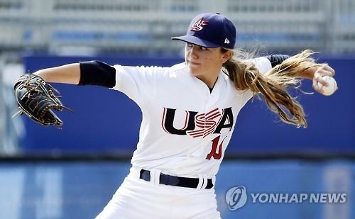 여자 야구선수 사라 후덱, 미국대학 경기에서 첫승 - 2