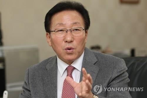 강원교육감 "국정교과서 찬성 선언도 조사할 수 있다" - 2