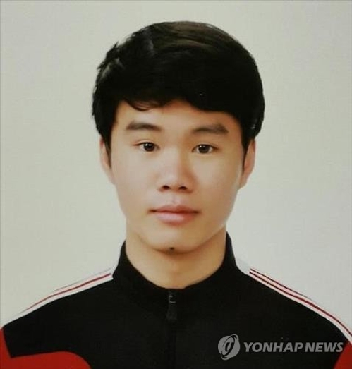 "운동선수도 책 놓지 말아요" 공부로 서울대 간 골키퍼 - 2