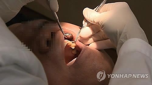 이 많이 빠진 남성 '폐쇄성폐질환' 위험 4배 높다 - 2
