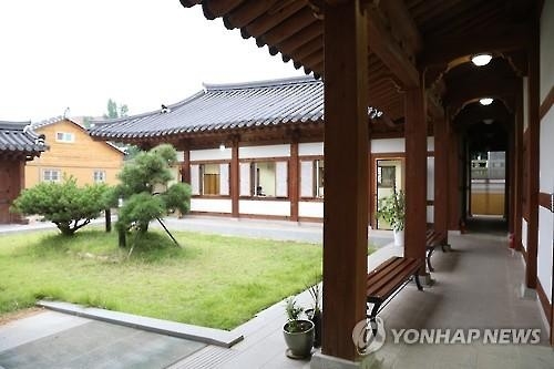 "공자왈, 맹자왈"…전주한옥마을 '고전배움터' 개강 - 2