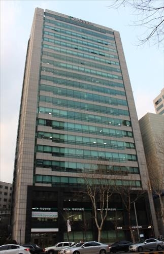 <게시판> 하나저축은행, 베스트 저축은행상 수상 - 2