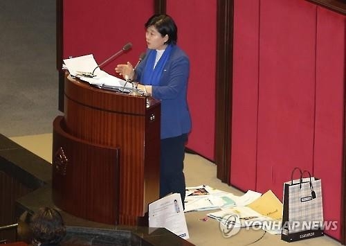 더민주, 필리버스터 '투톱' 온도차 여전…의총서 결판 - 3