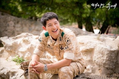 <시청자가 찜한 TV> 방송 패권 장악한 '태양의 후예'…3주째 1위 - 3