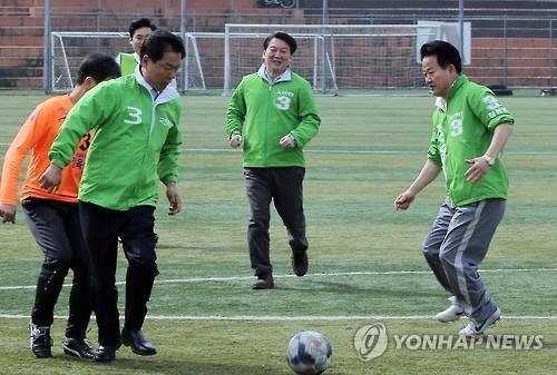 안철수 "1번 깨부숴야 정권교체…與이탈자 담는 그릇될 것"(종합) - 3