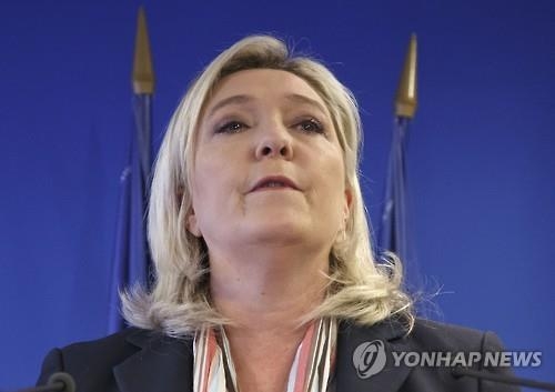 브렉시트 지지 캠프 "佛 극우정치인 르펜 영국 입국 불허해야" - 2