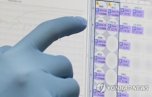 美식품의약청, 지카 진단 기구 상업적 사용 승인…내주 도입 - 2