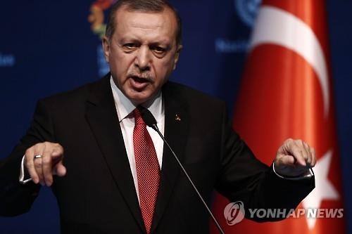 터키 대통령 "비자면제 없인 난민협정도 불가" EU 압박 - 2