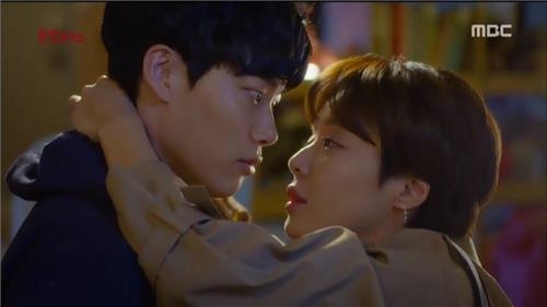 기대만큼 실망?…MBC '운빨로맨스' 시청률 1.6%P 하락 - 2