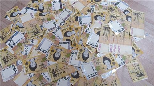 판돈 170억원대 불법 도박사이트 운영 8명 검거 - 2