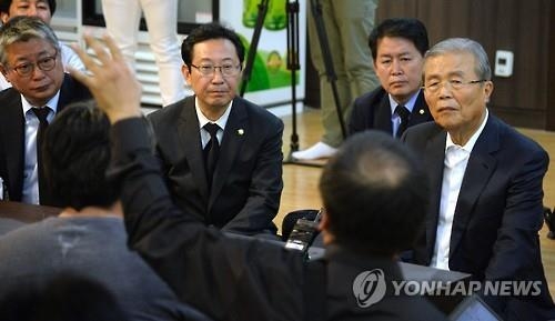 김종인, '남양주 사고'에 "사후약방문 안돼…정치권도 반성해야" - 2