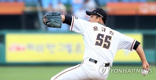 <프로야구> 한화 윤규진, 5이닝 8K 1실점 KIA 타선 봉쇄 - 2
