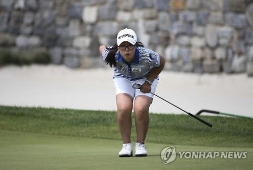 < S-Oil골프> 비오는 날 우승한 박지영 "라섹 수술 덕 봤어요" - 3