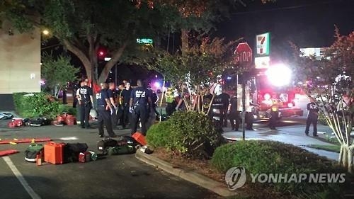 美 올랜도 총기난사, 샌버너디노 총격테러 '데자뷔'(종합) - 5