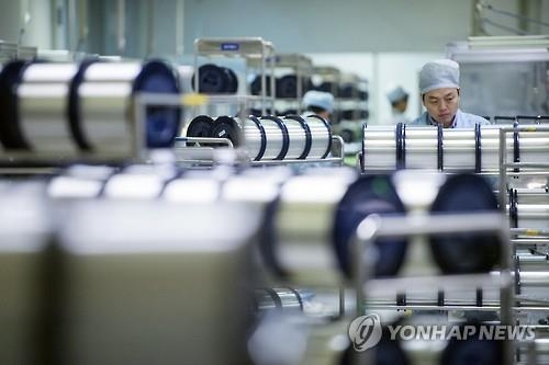 중국 5월 산업생산 6% 증가…투자는 시장전망치 밑돌아 - 2