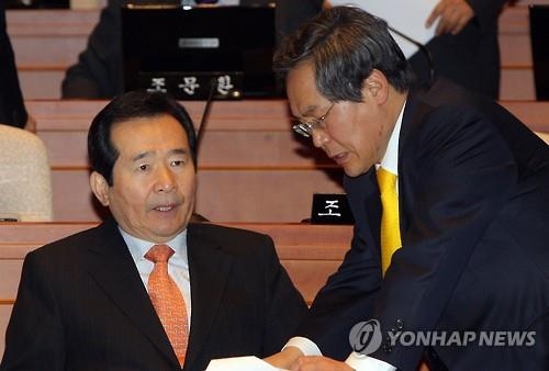 우윤근 "늦어도 내년 4월 보궐선거 즈음 개헌 국민투표해야" - 2