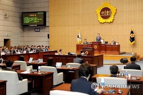 제7대 광주시의회 전반기 안건 584건 처리…"활동 왕성" - 2