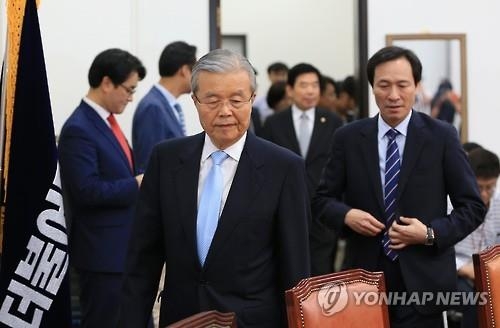 더민주 "청사진부터 제시해야"…고속 추경론에 '브레이크' - 2