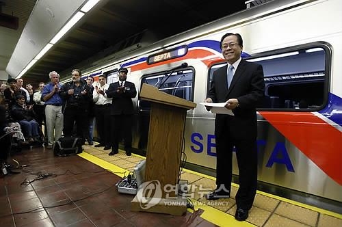현대로템, 미국 납품 전동차서 품질문제…120량 전수조사 - 2