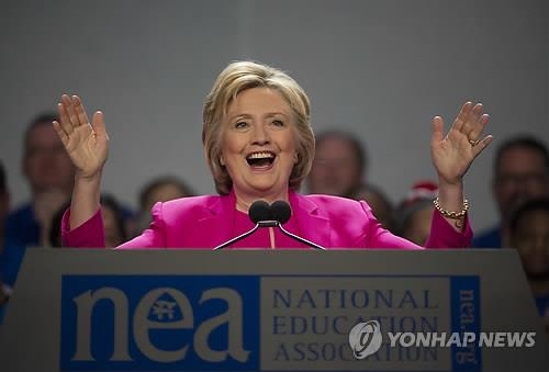 샌더스, 힐러리 지지 선언 임박…"이르면 내주 공동유세" - 3