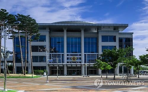 전북도의회 "국민 모독한 교육부 관료 퇴출해야" - 2