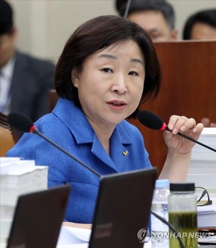 심상정 "현대·삼성重 임원 보수 줄일때 대우조선은 늘어나" - 2