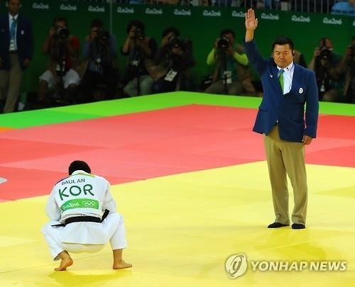 <올림픽> '안바울을 위한 변명'…조준호 코치 "방심한 게 아니다" - 2