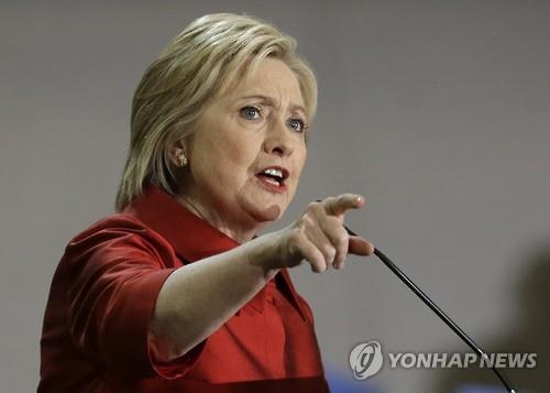 힐러리 "지금, 선거 후, 대통령이 돼서도 TPP 반대" 거듭 천명 - 2