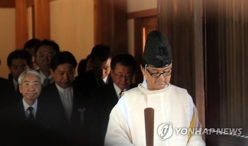 "中정부, '日각료 야스쿠니 참배 말라' 이례적 사전 촉구" - 2