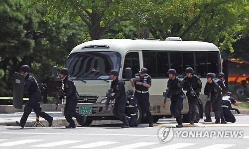 "긴장 고조…을지연습 중단해야" 전국 곳곳서 회견·성명 - 2