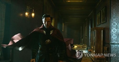 '닥터 스트레인지' 200만명 돌파…"역시 마블영화" - 1