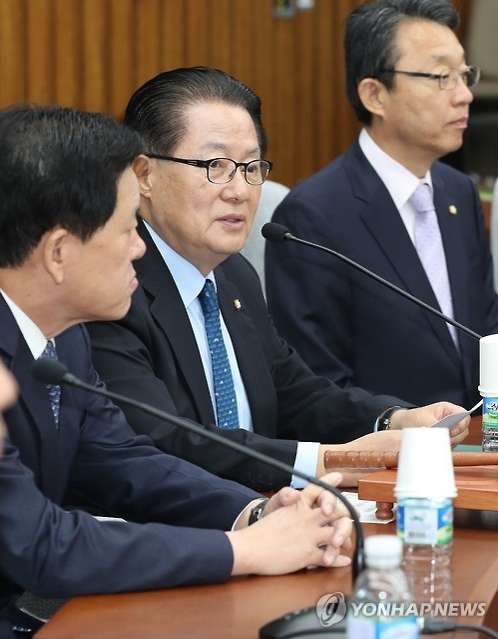 국민의당, 朴대통령-3당대표 회담 제안…"거국내각 등 논의" - 1