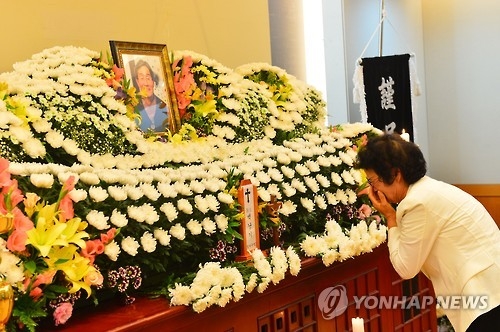 고 백남기 빈소, 눈물