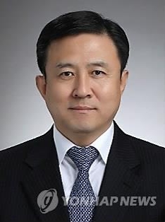 이강원 창원지방법원장.