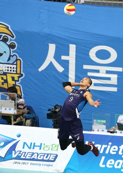 김은섭의 스파이크 서브