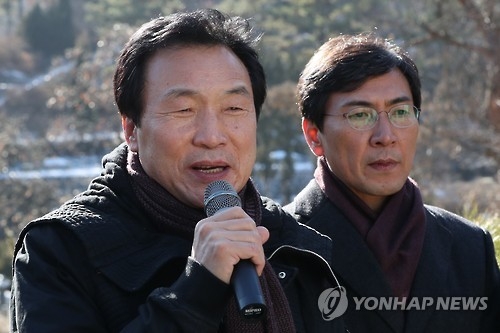 거세지는 '빅텐트론'…안철수 '선긋기'에 반기문 선택은 - 1