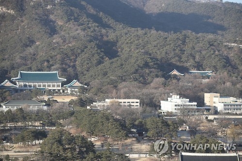 靑, 특검 압수수색 '예고'에 "경내진입 불허·임의제출" - 1