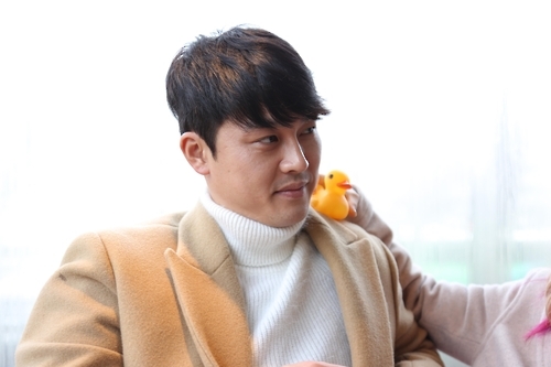배우 성혁과 래퍼 키썸의 사랑찾는 여행…'로맨스의 아키타' - 1